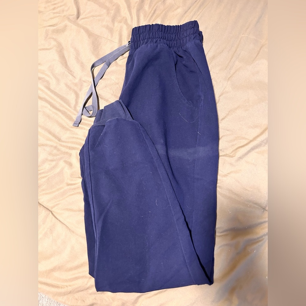 High waisted jogger scrub pants. Figs